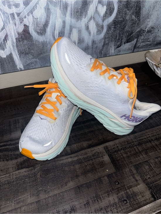 Hoka Shoes - Hoka Clifton 8 WOMENS SZ 7B